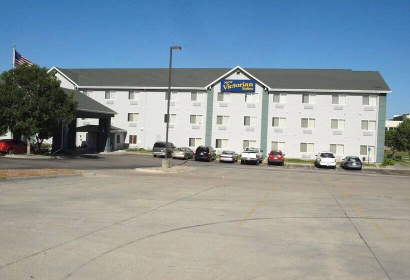 酒店 New Victorian Inn & Suites Lincoln