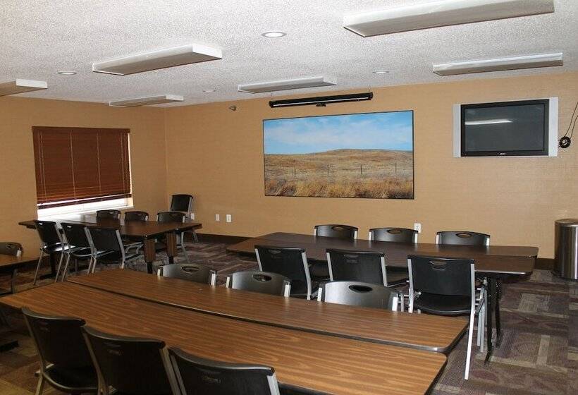 酒店 New Victorian Inn & Suites Lincoln