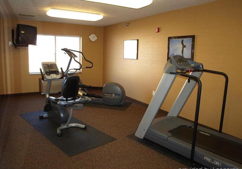 酒店 New Victorian Inn & Suites Lincoln