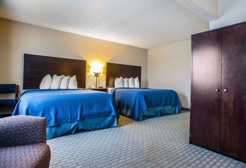 בית מלון כפרי Quality Inn & Suites Ankenydes Moines