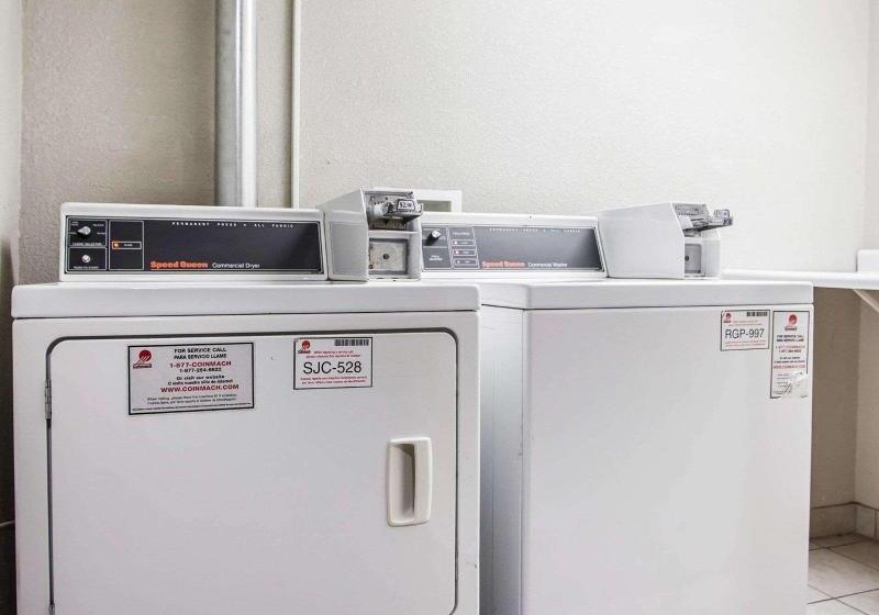 هتل Quality Inn & Suites Ankenydes Moines