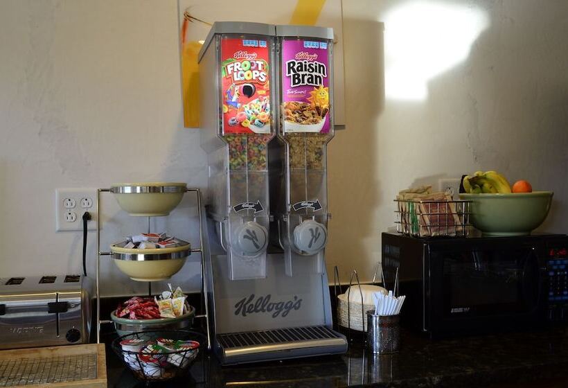 בית מלון כפרי Quality Inn & Suites Ankenydes Moines