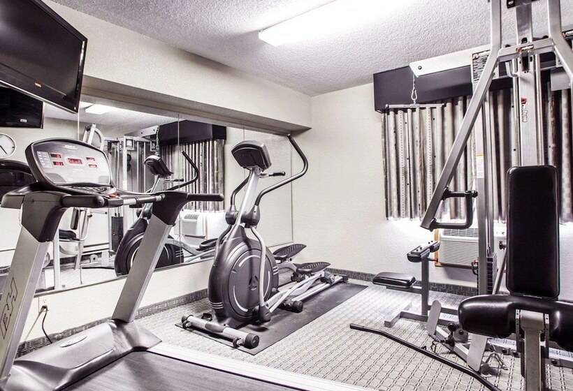 בית מלון כפרי Quality Inn & Suites Ankenydes Moines