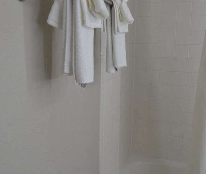 בית מלון כפרי Quality Inn & Suites Ankenydes Moines