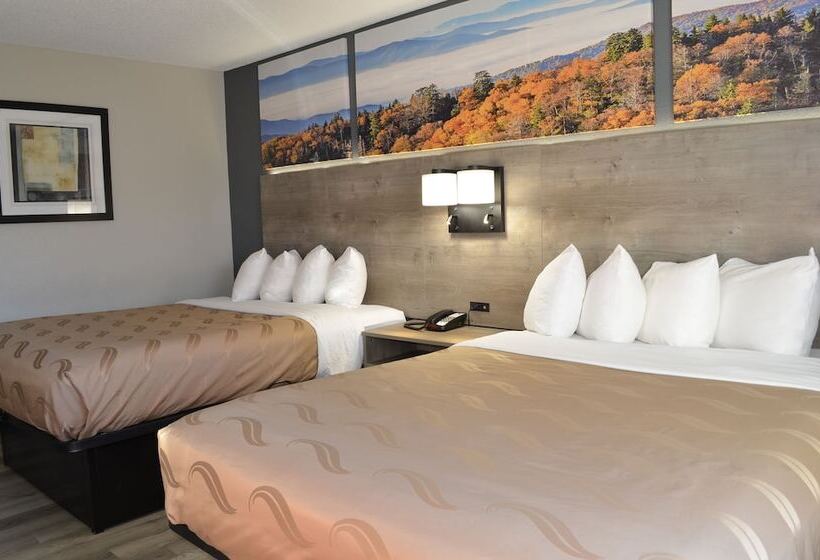 هتل Quality Inn & Suites Ankenydes Moines