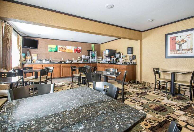 فندق Quality Inn & Suites Decorah
