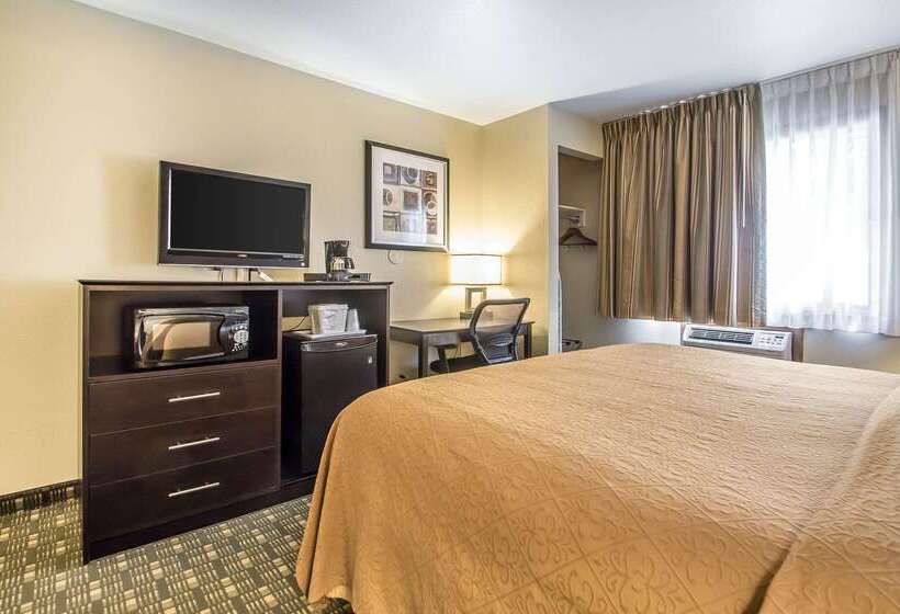 فندق Quality Inn & Suites Decorah
