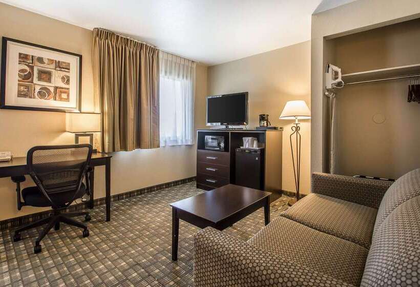فندق Quality Inn & Suites Decorah