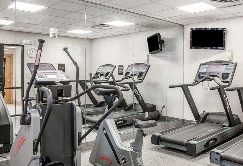 فندق Quality Inn & Suites