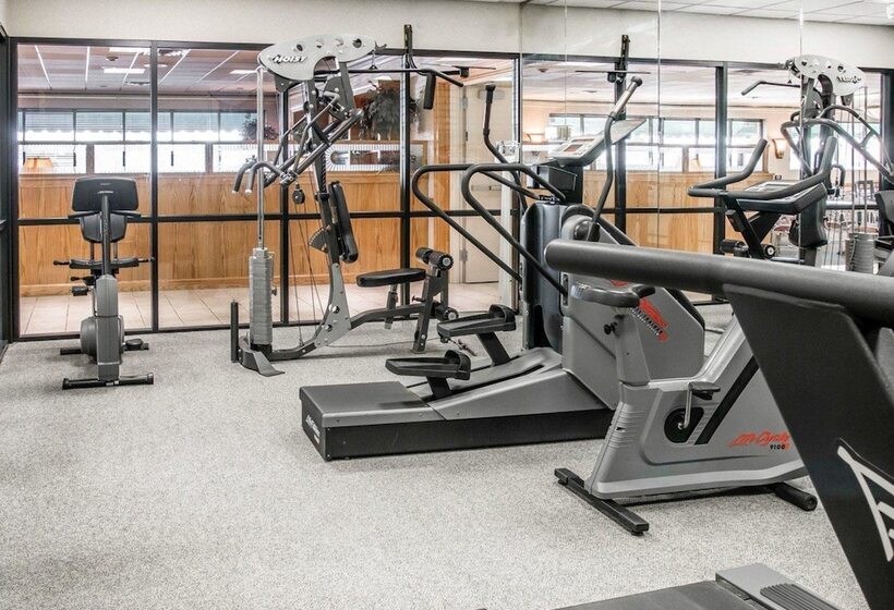 فندق Quality Inn & Suites