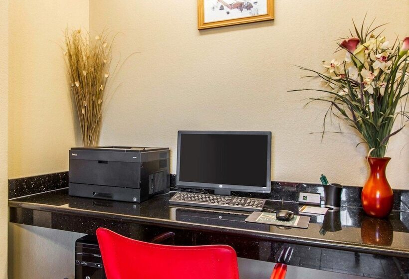 فندق Quality Inn & Suites