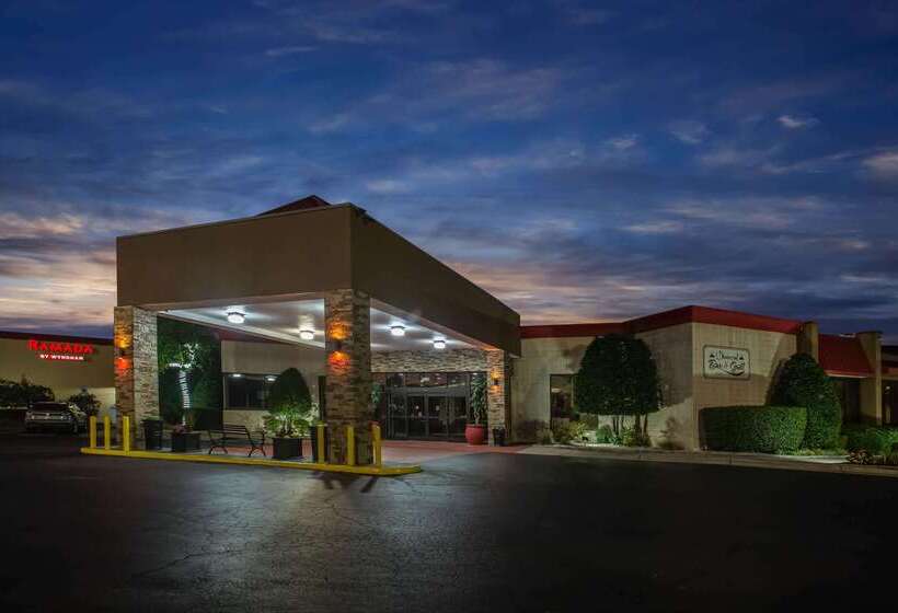 ホテル Ramada By Wyndham Statesville