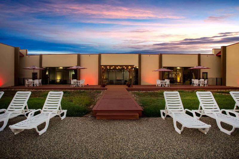 ホテル Ramada By Wyndham Statesville