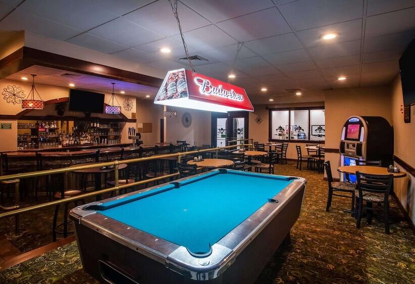 בית מלון כפרי Ramada By Wyndham Statesville