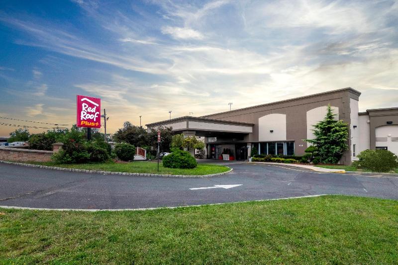 فندق Red Roof Inn Plus Newark Liberty Airport   Carteret