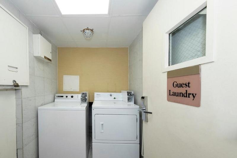 فندق Red Roof Inn Plus Newark Liberty Airport   Carteret