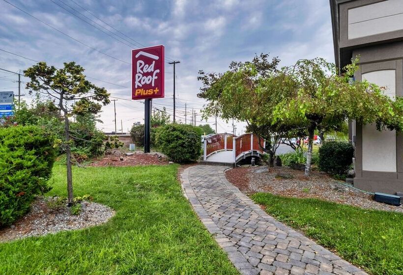 فندق Red Roof Inn Plus Newark Liberty Airport   Carteret