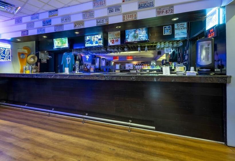 فندق Red Roof Inn Plus Newark Liberty Airport   Carteret