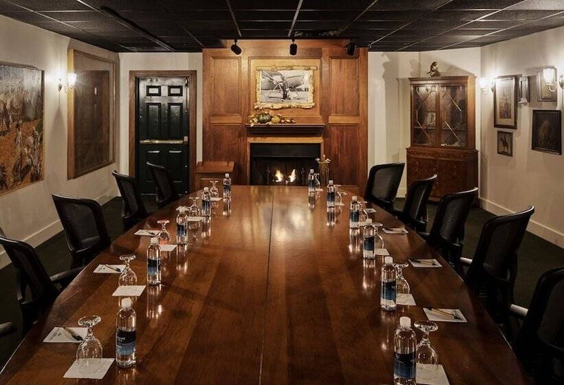 فندق The Harraseeket Inn & Event House