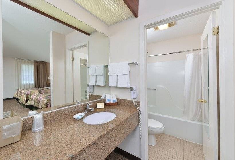 فندق The Heritage Inn, Inc