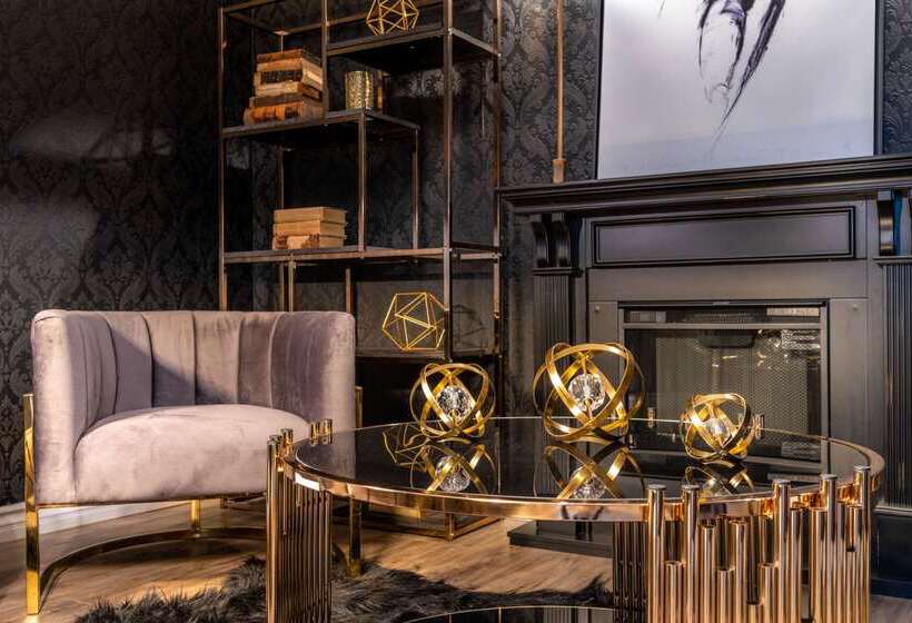 The Volare, Ascend Hotel Collection