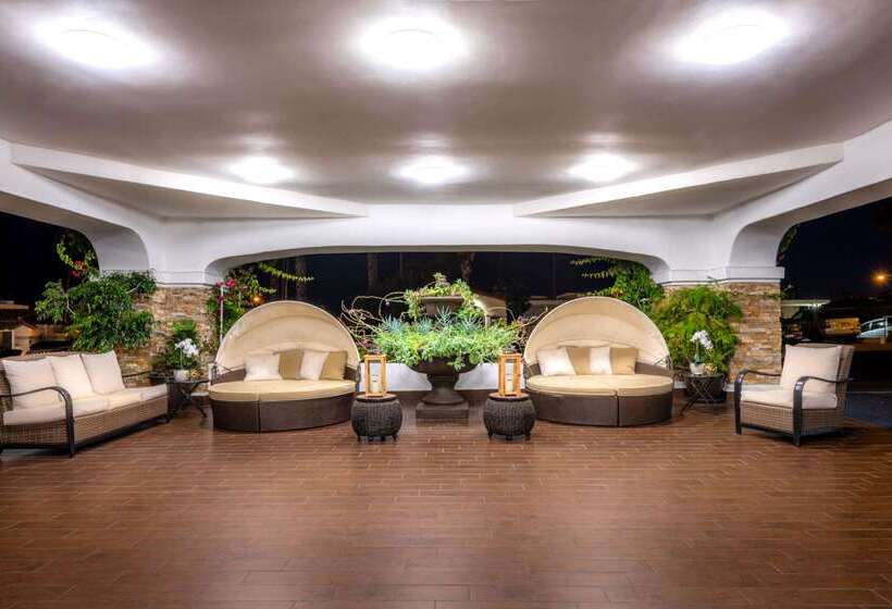 The Volare, Ascend Hotel Collection