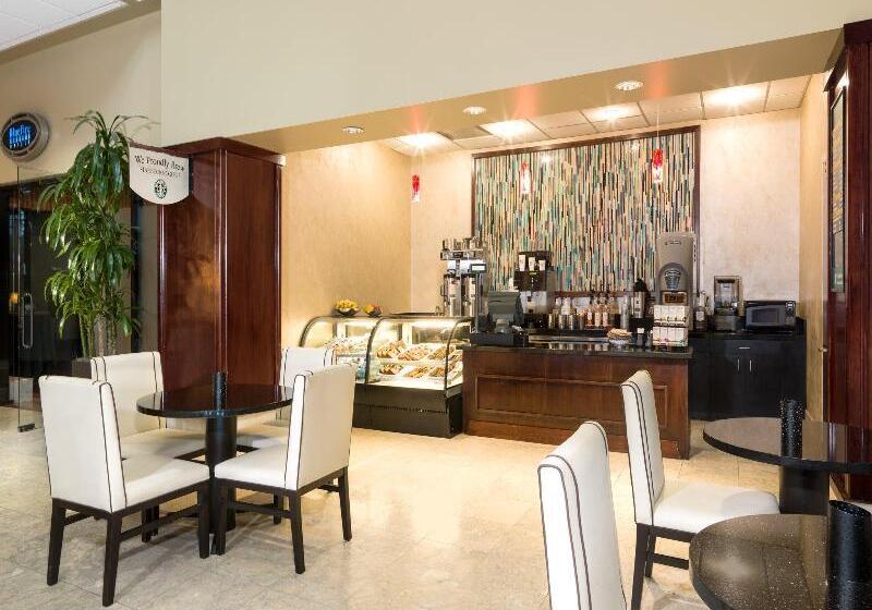 هتل The Westin Dallas Fort Worth Airport