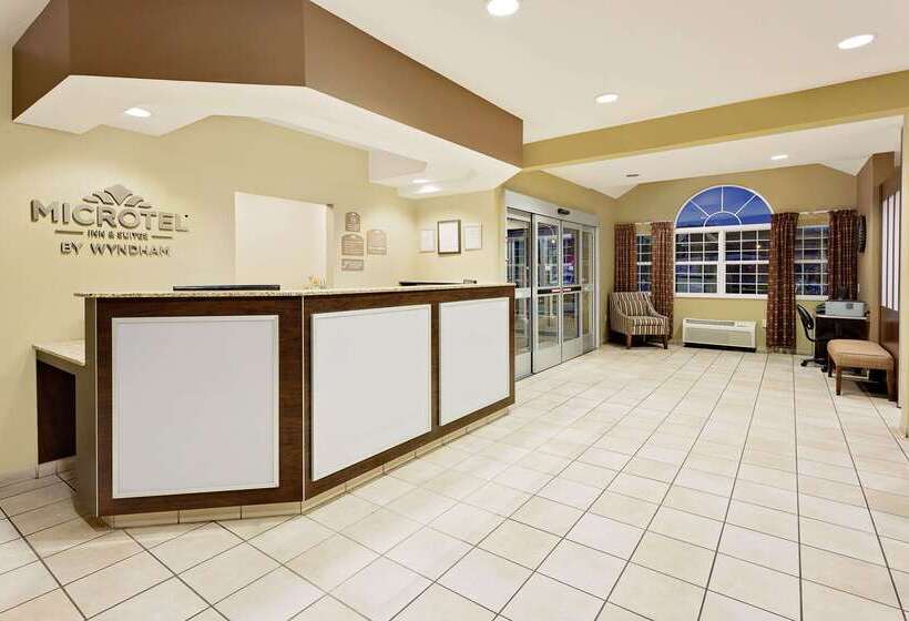 Microtel Inn & Suites By Wyndham Prairie Du Chien