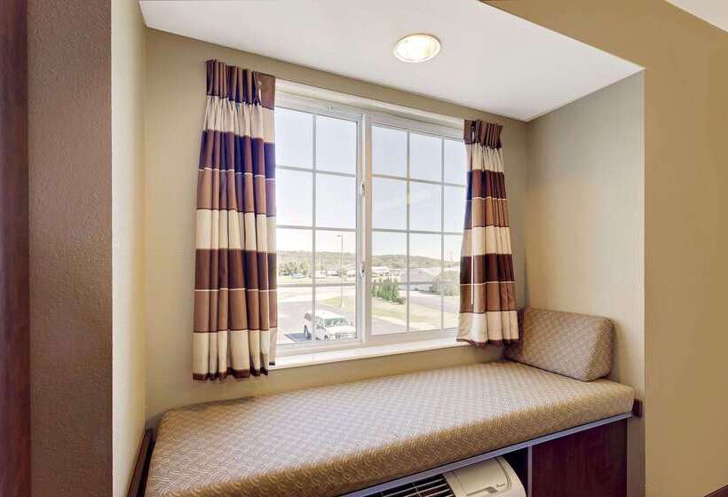 Microtel Inn & Suites By Wyndham Prairie Du Chien