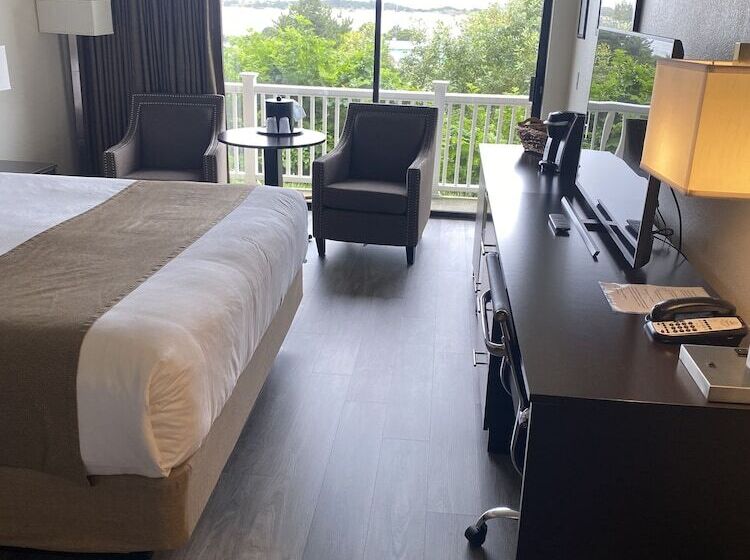 فندق على الطريق Bandon Inn