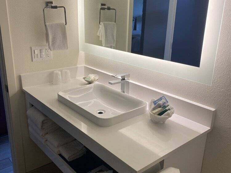 فندق على الطريق Bandon Inn