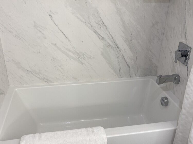 فندق على الطريق Bandon Inn