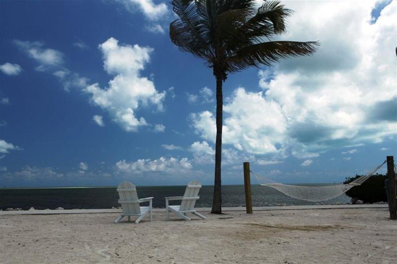 فندق على الطريق Fisher Inn Resort & Marina