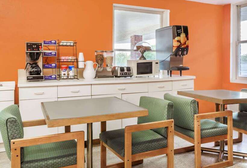 Мотель Knights Inn Wendover