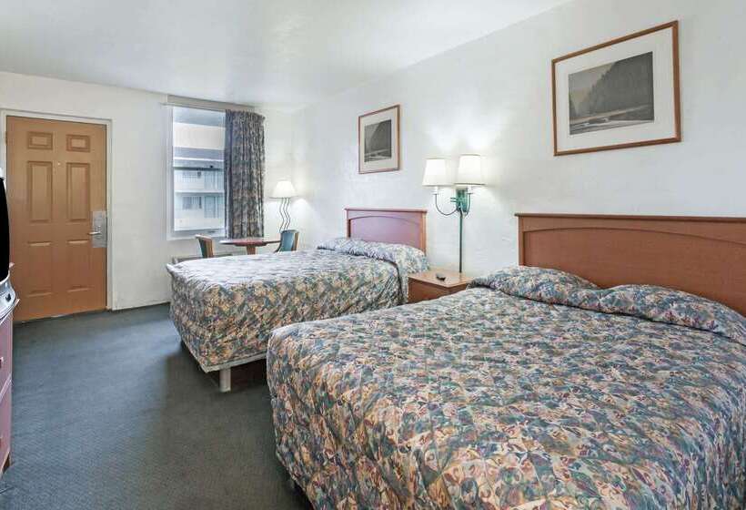 Мотель Knights Inn Wendover