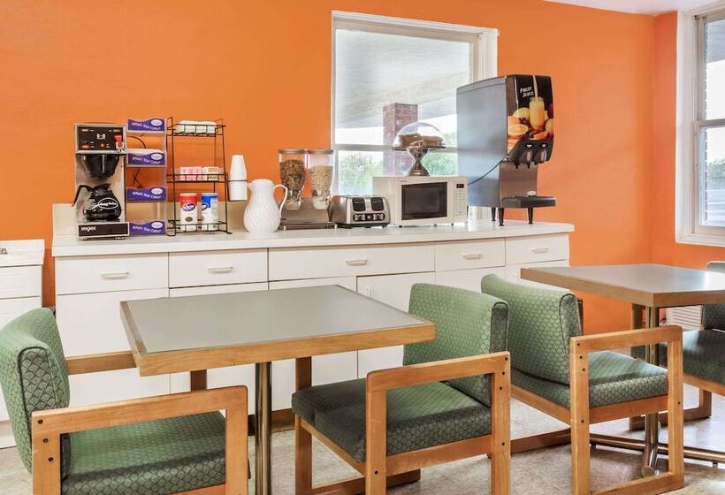 Мотель Knights Inn Wendover