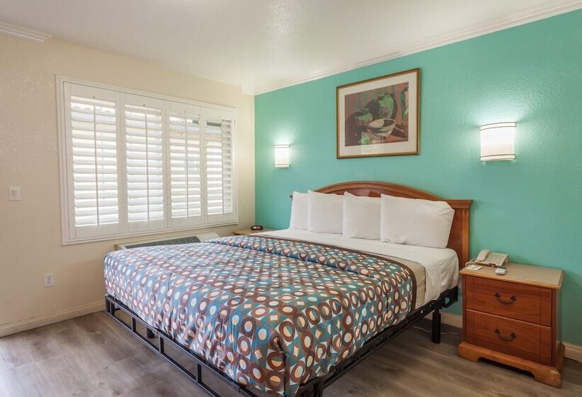 فندق على الطريق Vagabond Inn Hemet