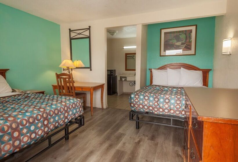 מוטל Vagabond Inn Hemet