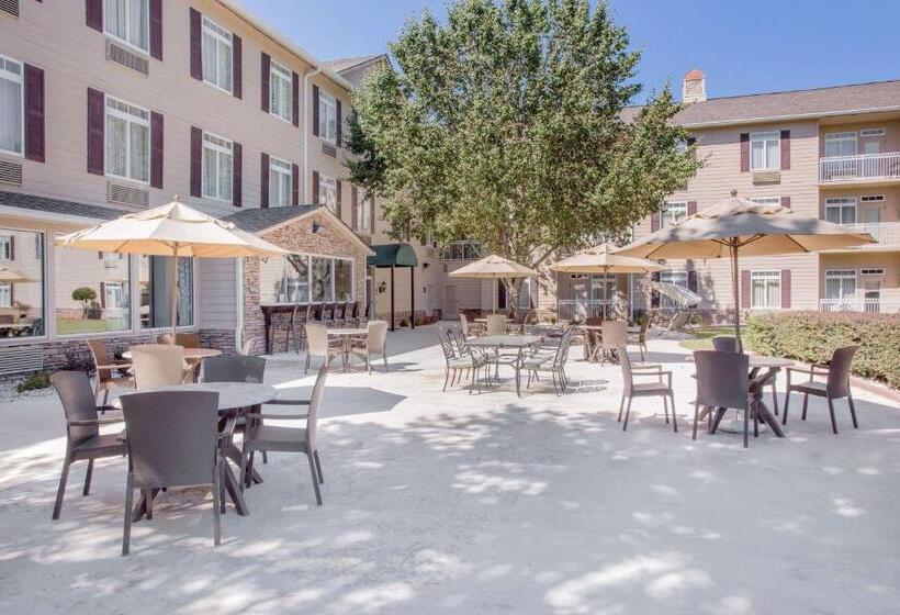 Курорт Hawthorn Extended Stay By Wyndham Conyers
