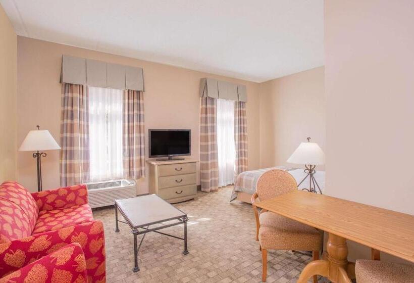 Курорт Hawthorn Extended Stay By Wyndham Conyers