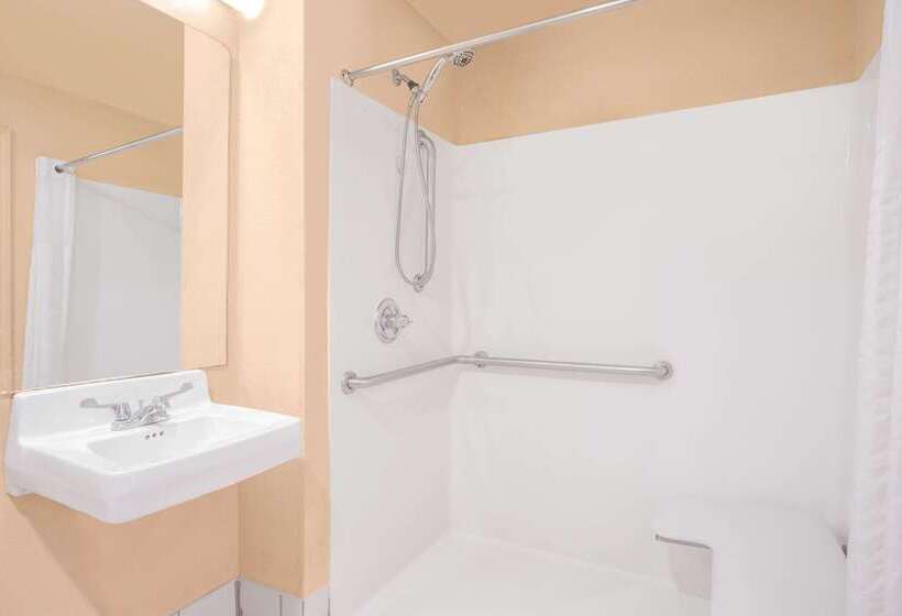 منتجع Hawthorn Extended Stay By Wyndham Conyers