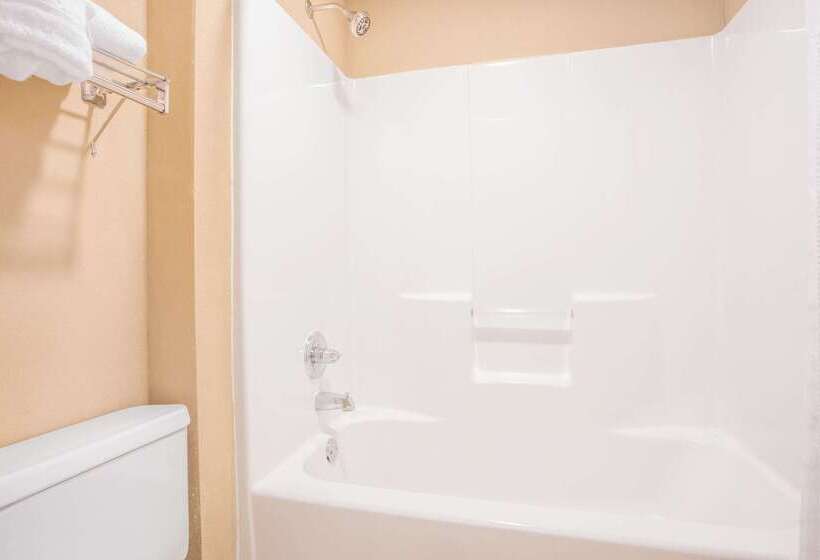 منتجع Hawthorn Extended Stay By Wyndham Conyers