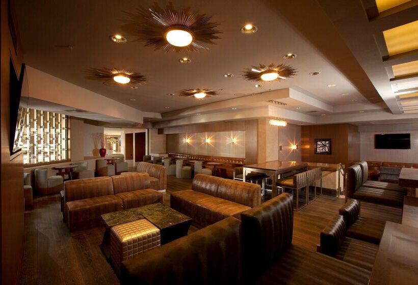 Hilton Palm Springs Resort