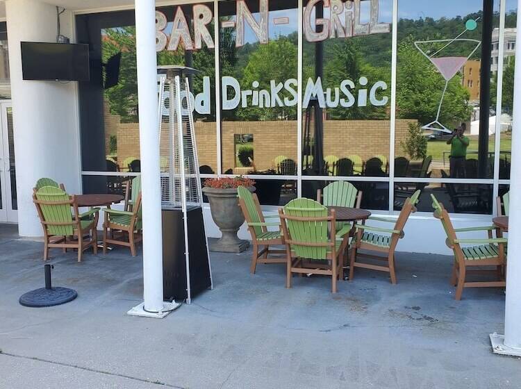 The Hotel Hot Springs