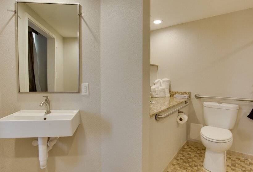 The Hotel Hot Springs