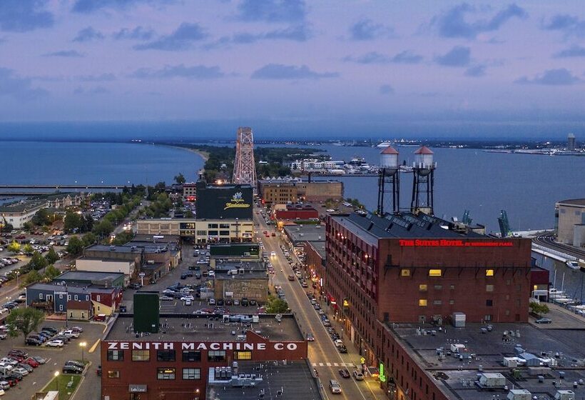 The Suites Hotel At Waterfront Plaza