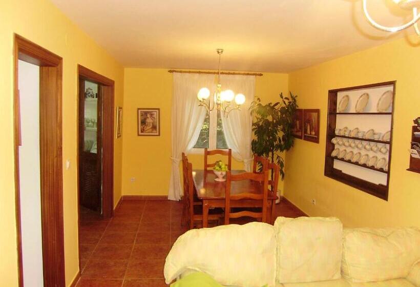 3 Bedrooms House With Enclosed Garden And Wifi At O Savinao 3 Km Away From The Beach