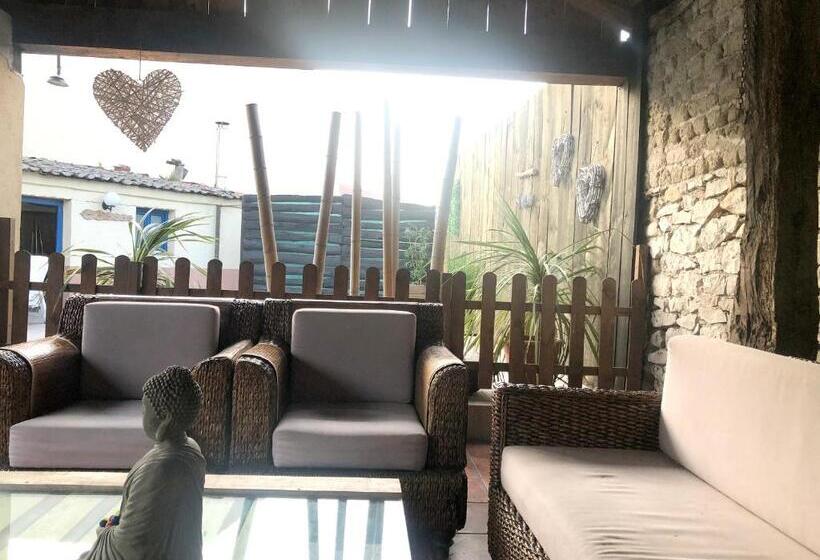 Spacious Villa With Private Pool Campo De Cuellar