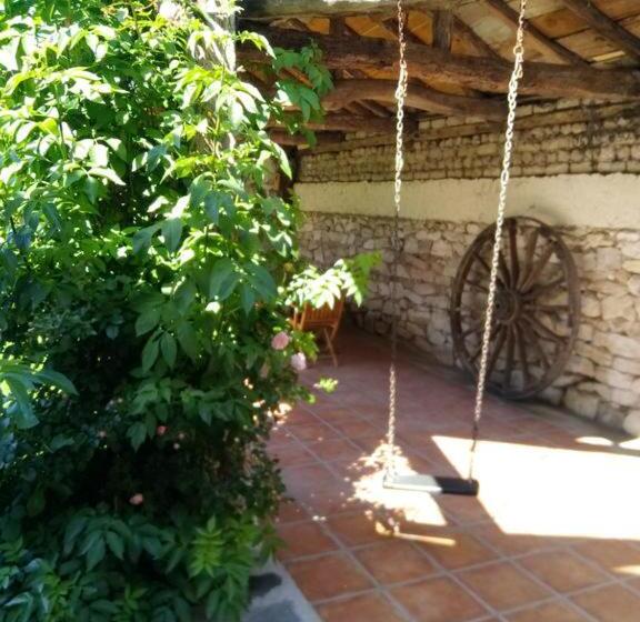 Spacious Villa With Private Pool Campo De Cuellar