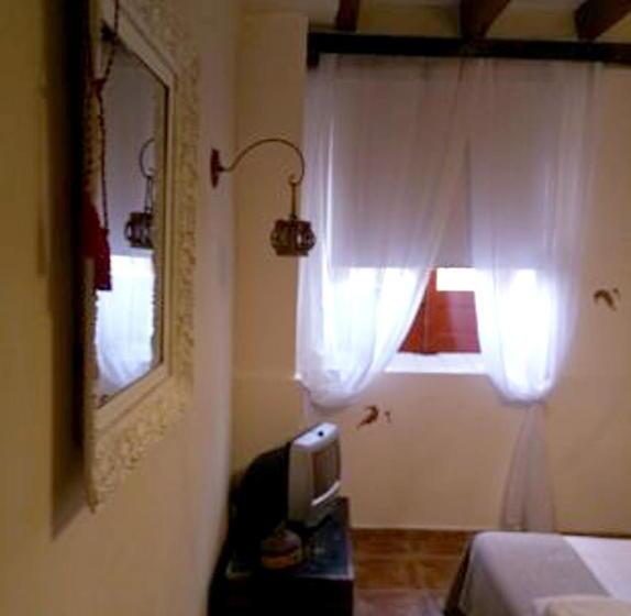 Spacious Villa With Private Pool Campo De Cuellar